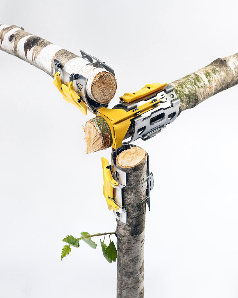 three-axis joint connects raw tree branches without screws for self-building structures - 4