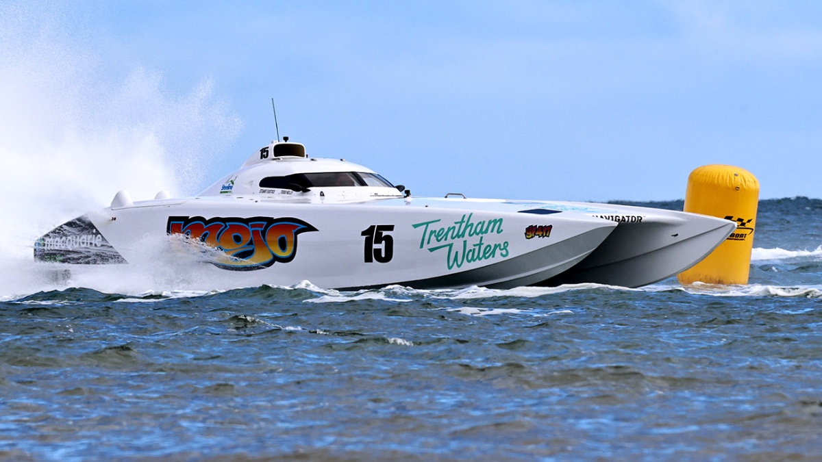 Todd Kelly falls two points shore of winning the Australian Offshore Superboat Championship
