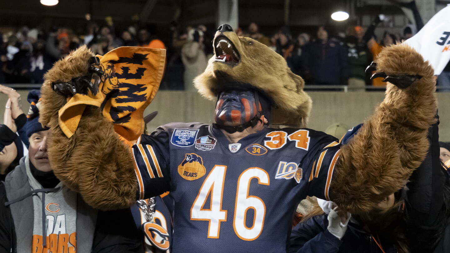 Illinois governor on Bears stadium bill: "I've seen miracles happen every year"