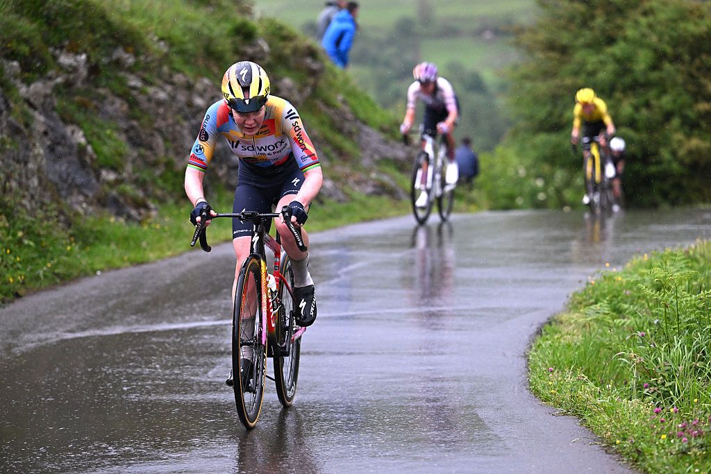 NAVA, SPAIN - MAY 08: Anna van der Breggen of Netherlands and Team SD Worx - Protime attacks in the breakaway during the 12th La Vuelta Femenina 2026, Stage 6 a 106.5km stage from Gijon / Xixon to Les Praeres. Nava 738m / #UCIWWT / on May 08, 2026 in Nava, Spain. (Photo by Szymon Gruchalski/Getty Images)