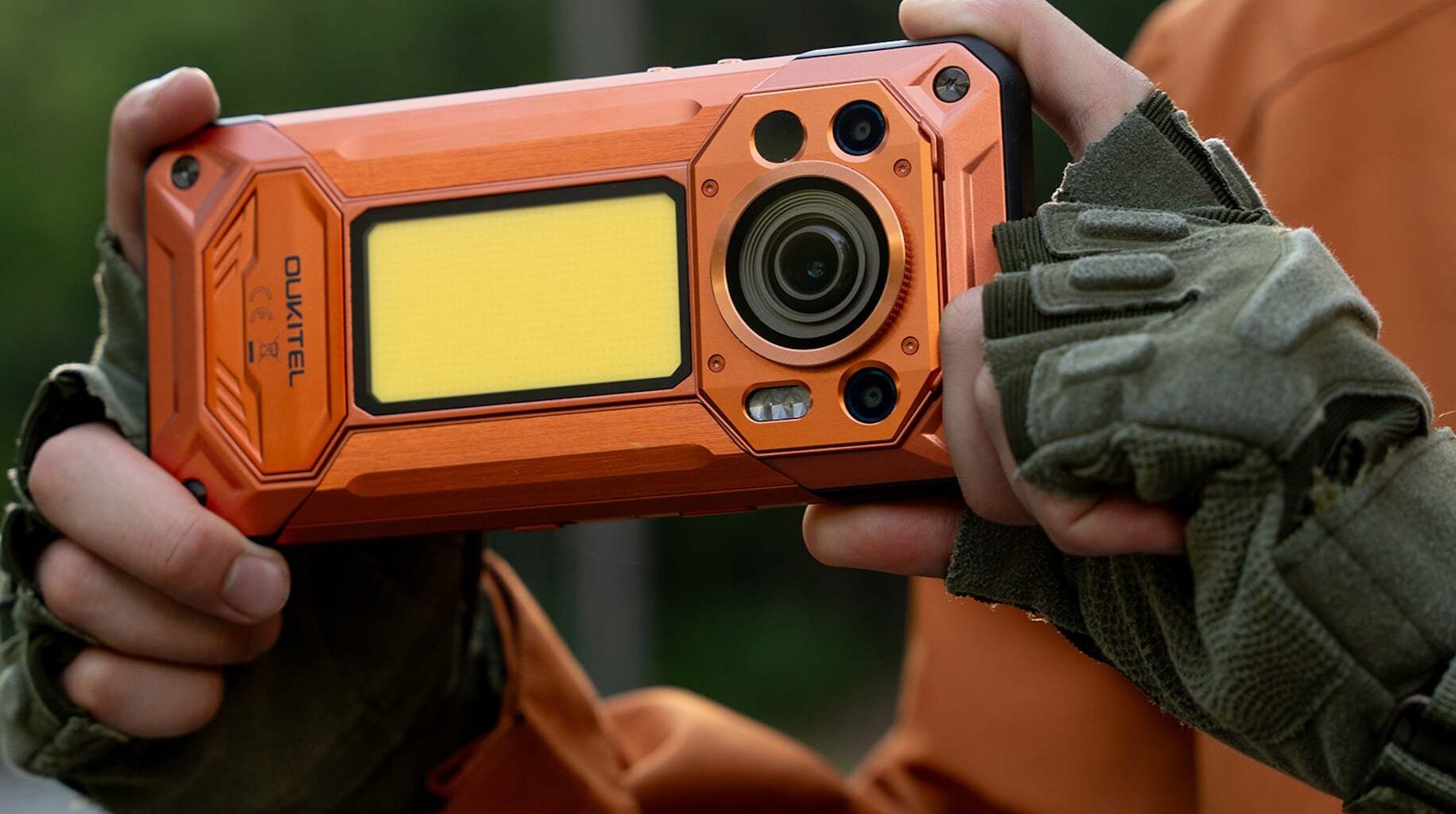 This rugged phone features thermal camera and kill switch for mic & cameras