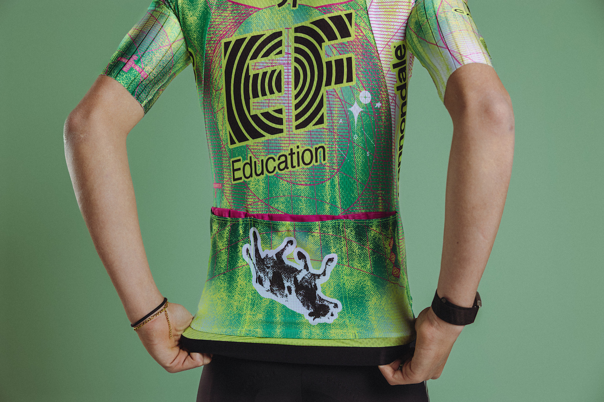 Image of the 2026 EF Education-EasyPost kit for the Giro d'Italia