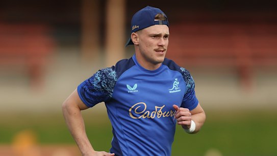 Declan Meredith trains during a Wallabies training session.