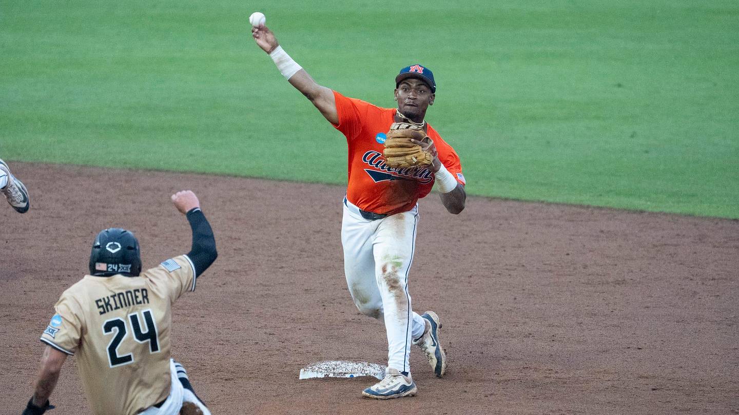 Could This Auburn Baseball Player Leave For 2026 MLB Draft?