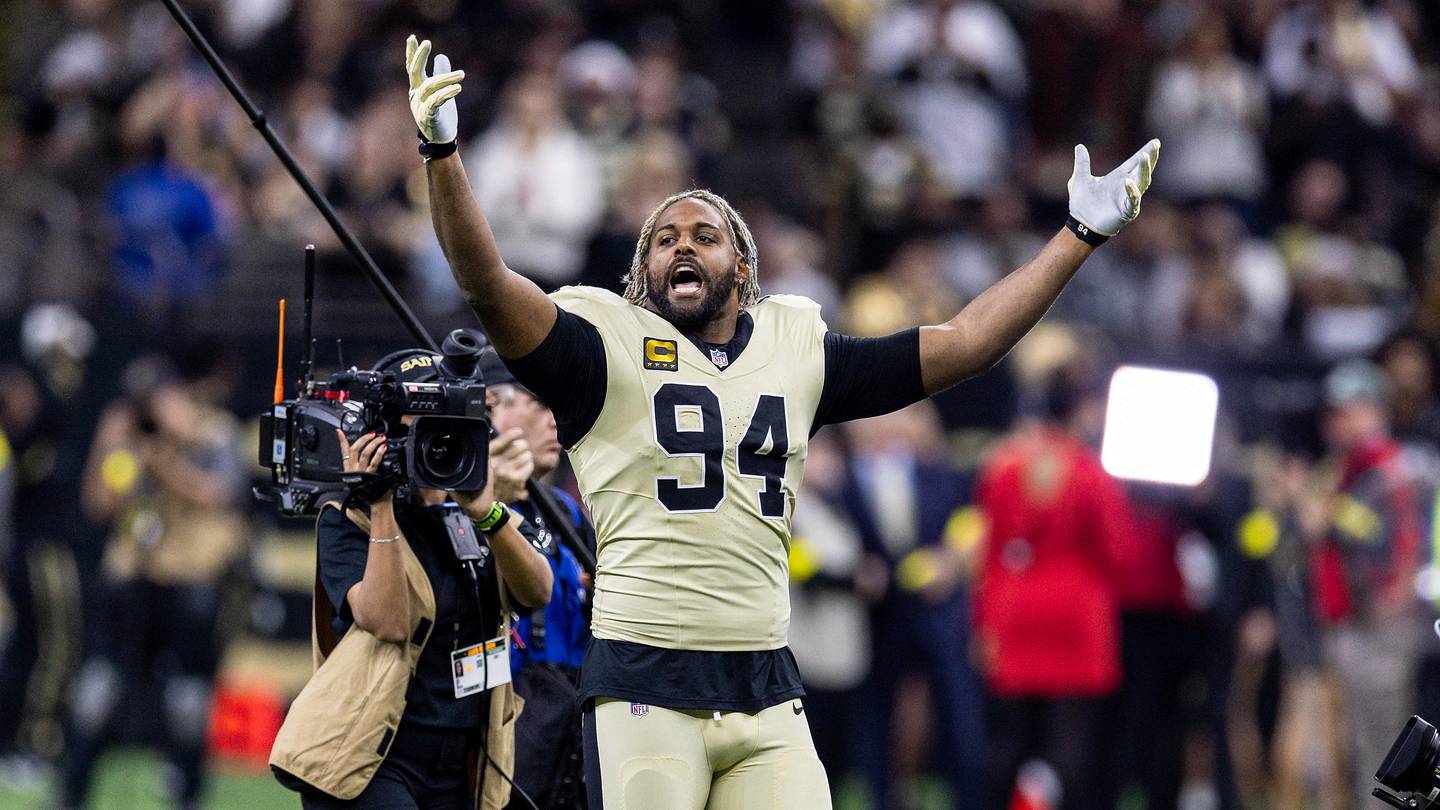 Cameron Jordan Leads Band of Old NFL Players from Cal