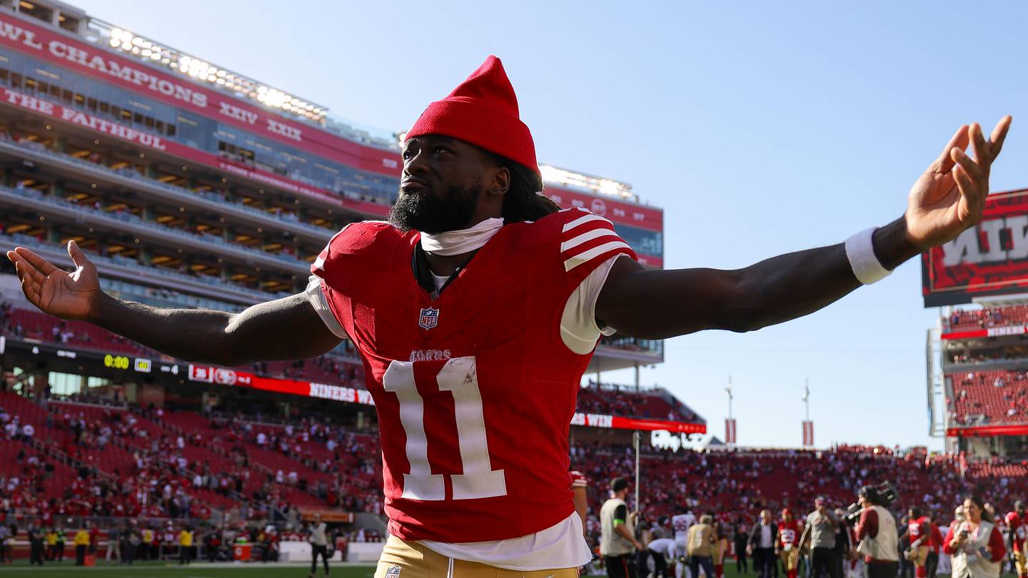 San Francisco 49ers wide receiver Brandon Aiyuk (11)