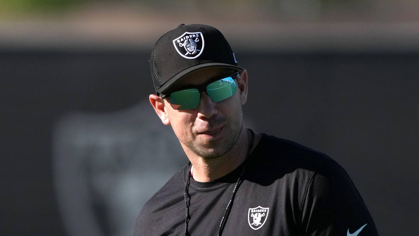 Why Cousins Will Open the Season as Raiders' QB1