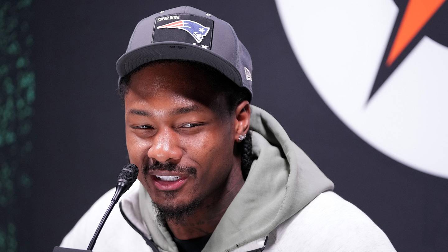 When Will Former Terp Stefon Diggs Find His Next NFL Team?