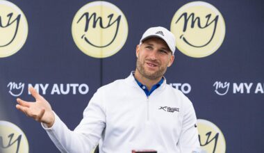 Raiders’ Kirk Cousins Weighs In on Turf Debate