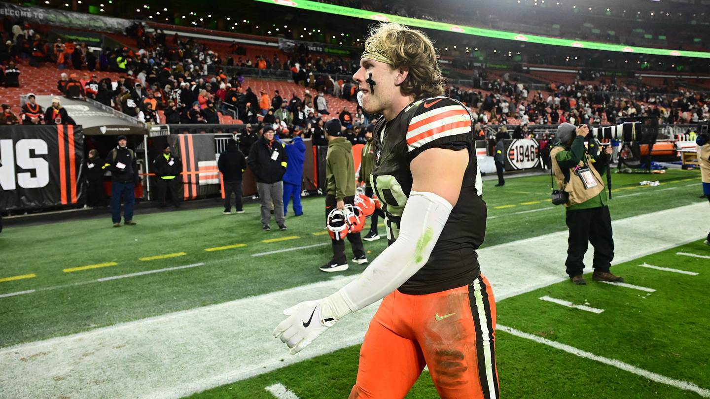 Browns Linebacker Carson Schwesinger Makes NFL Top 100 Players List in First Year