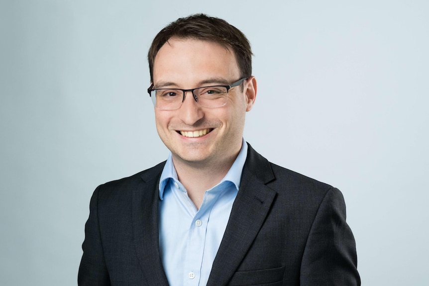 Dr Joel Lisk
