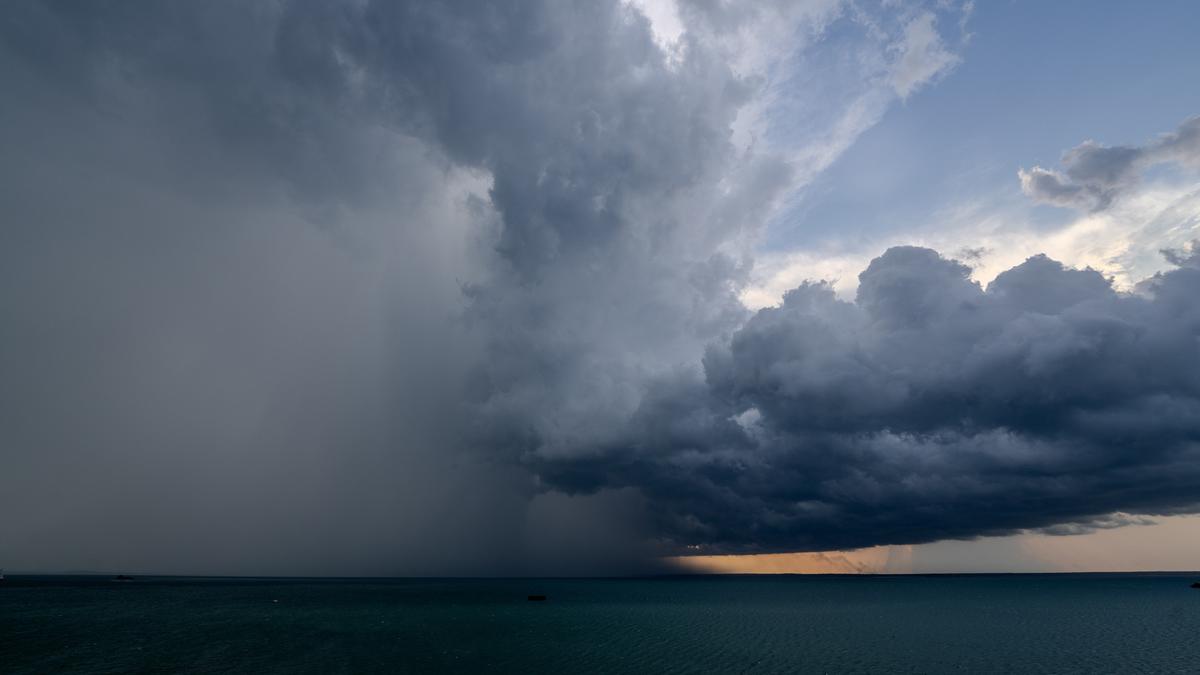 WA and Perth Weather: BOM release a warning for damaging winds in Busselton, Dunsborough, Margaret River
