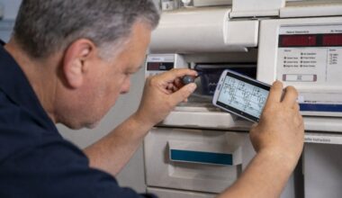 Zebra’s newest family of rugged healthcare mobile computers empower healthcare workers. Source: Zebra Technologies, with inputs from AI