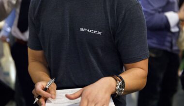 SpaceX stock has cooled. Hiring for space economy jobs hasn't
