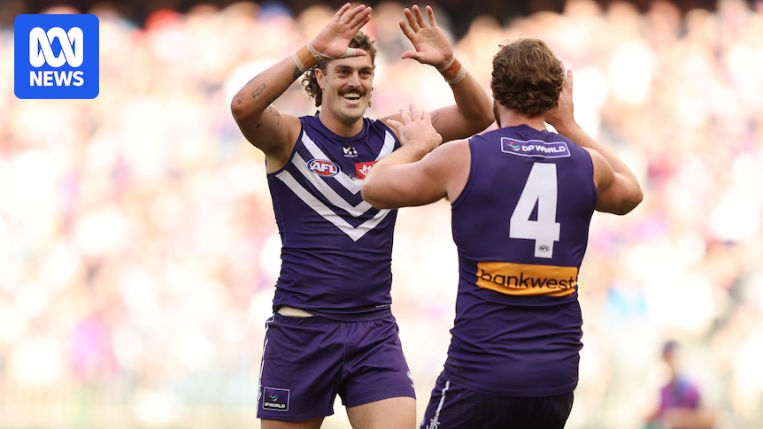 AFL round 16 live updates: North Melbourne vs Essendon, Fremantle vs Gold Coast — blog, scores and stats
