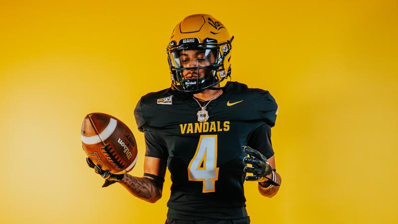 Vandal Football Inks Rangy Pass Catcher Markel Taylor