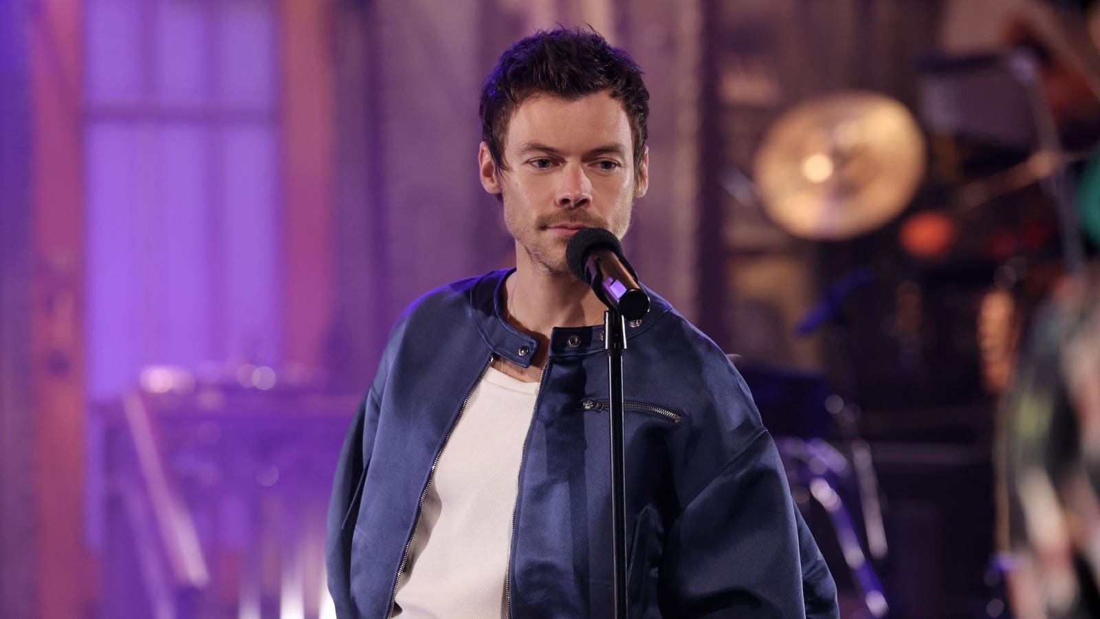 Harry Styles Sees His Grammy-Winning Album Reach A Chart Milestone