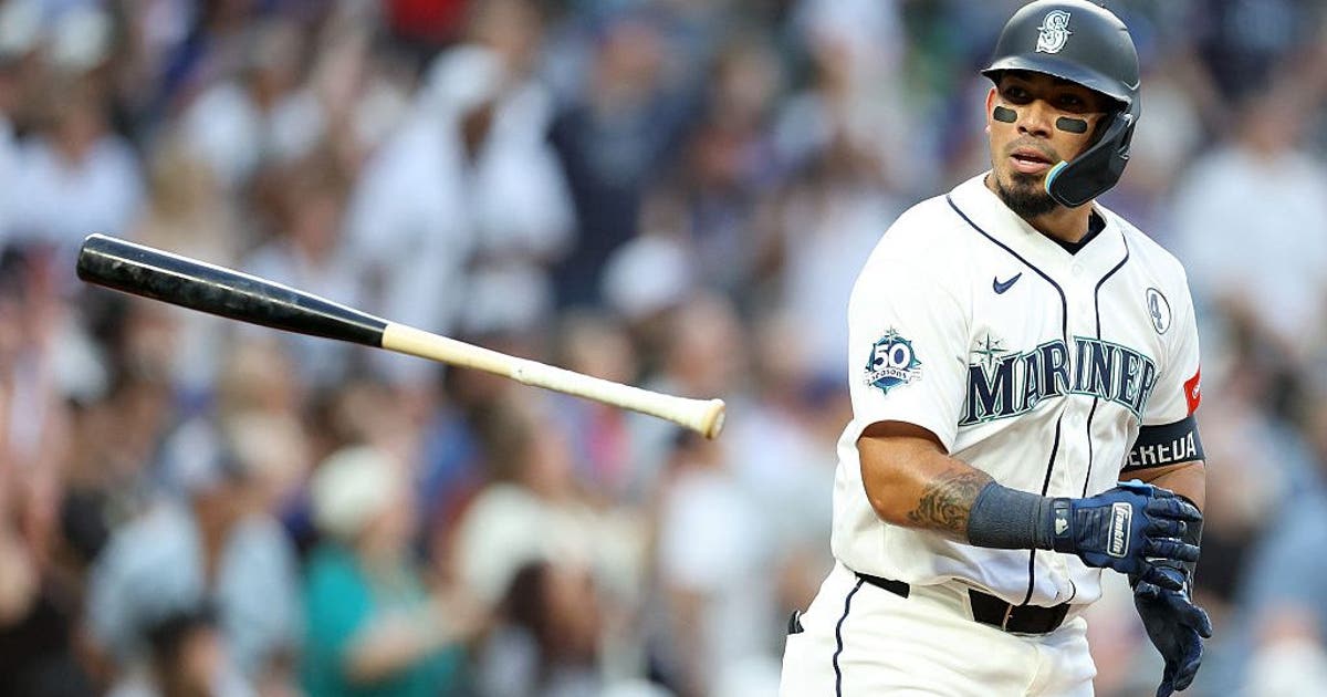 Mariners hit 3 HRs, beat Mets 8-3 for 8th straight win