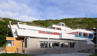 Zhoushan Chaishan Island Elderly Care Home / line+ studio