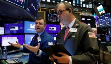 Markets today: Oil prices slide, AI stocks weigh on Wall Street, ASX set to rise