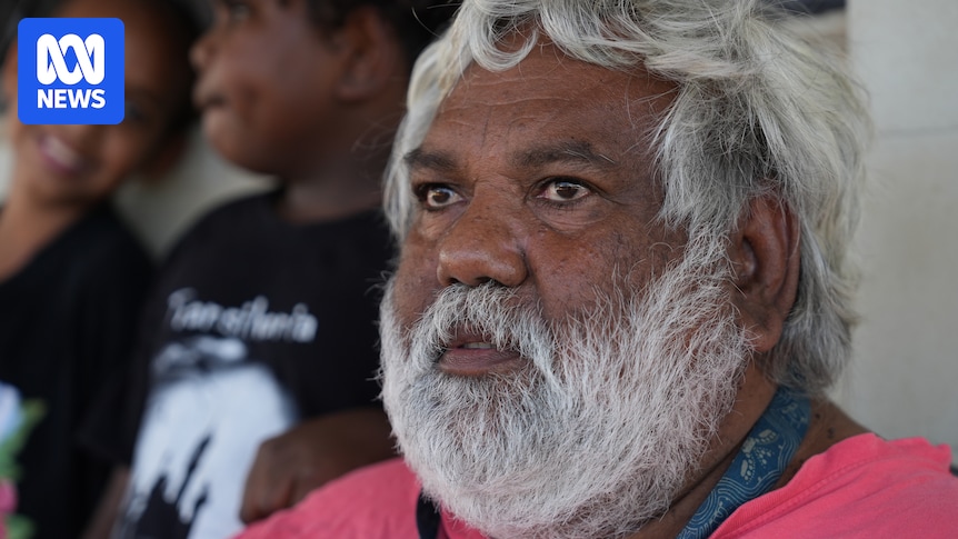Nauiyu leaders race to bring services back online as first residents return to flood-ravaged community