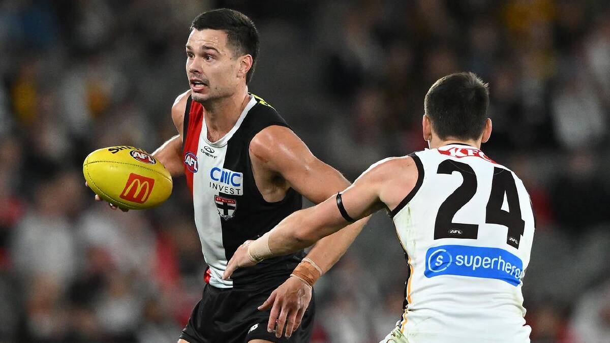 Jack Silvagni impressed when moved forward, but St Kilda still suffered a 52-point loss to Hawthorn. (James Ross/AAP PHOTOS)