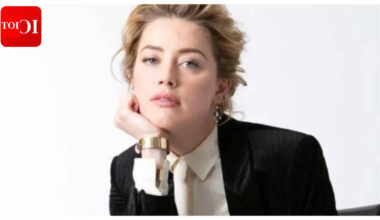 Amber Heard makes rare appearance with daughter while cycling in Madrid - PICS |