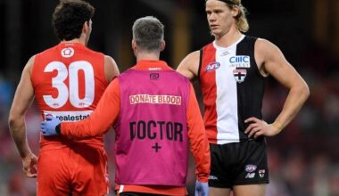 Tom De Koning showed his concern when Sydney's Tom McCartin left the field after a head knock.  Photo: Steven Markham/AAP PHOTOS