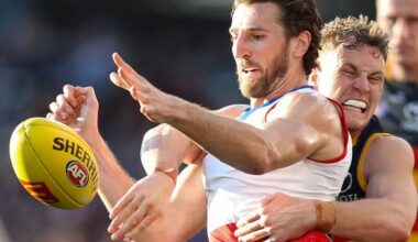Bulldogs captain Marcus Bontempelli and Adelaide skipper Jordan Dawson will again cross paths. Photo: Matt Turner/AAP PHOTOS