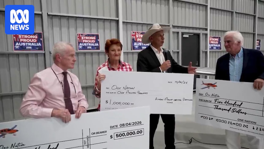 One Nation leader Pauline Hanson says she takes policy advice from 'friend' Gina Rinehart