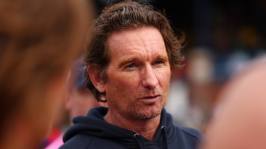 Waiting game: Essendon great James Hird wants to return as senior coach.
