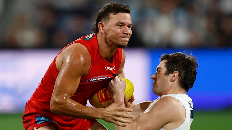 Dan Rioli umpire contact: Gold Coast defender faces scrutiny for collision with Matt Stevic