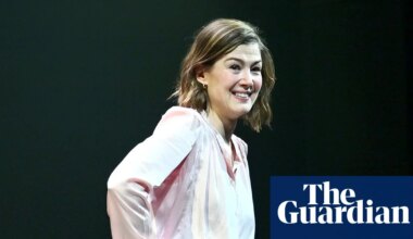 Rosamund Pike keeps cool after phone alarm interrupts performance | Theatre