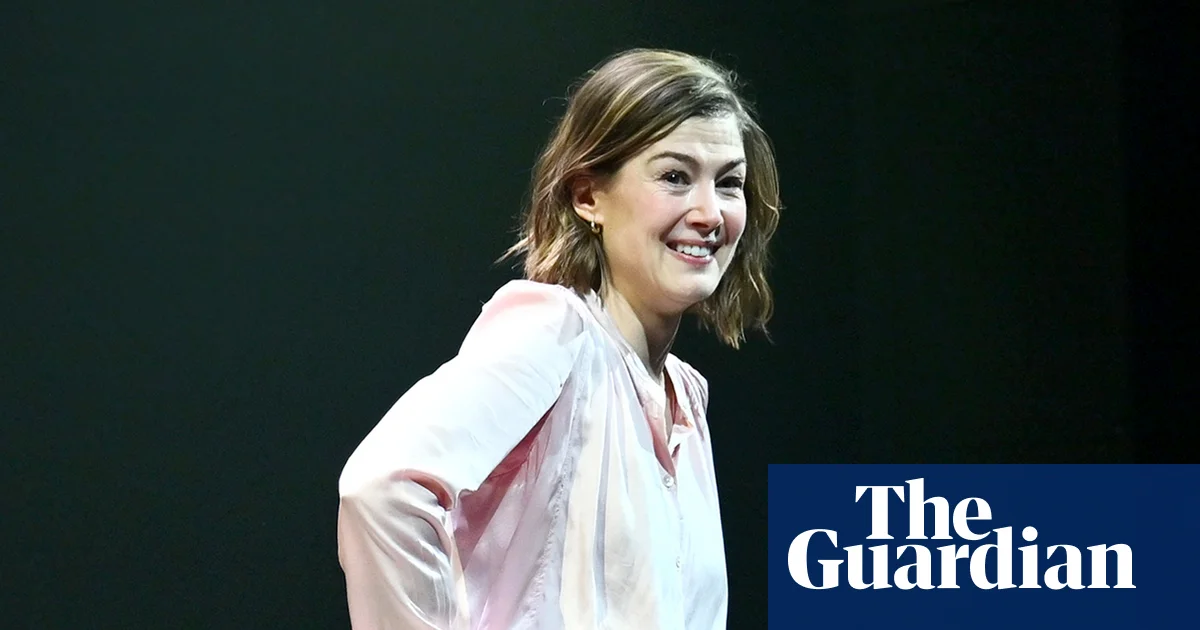 Rosamund Pike keeps cool after phone alarm interrupts performance | Theatre