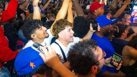Knicks fans celebrate historic playoff win – video