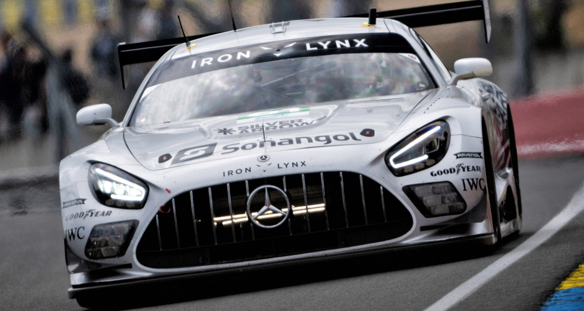 Le Mans news: Yasser Shahin Porsche strikes trouble, Martin Berry Mercedes out