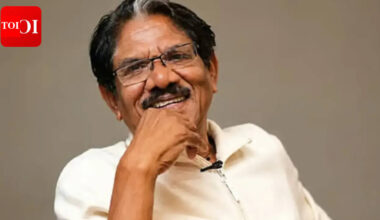 Bharathiraja: 'Was he left alone?' : Bharathiraja's brother reacts to Gangai Amaran’s emotional accusations, demise controversy and rumors at funeral | Tamil Movie News
