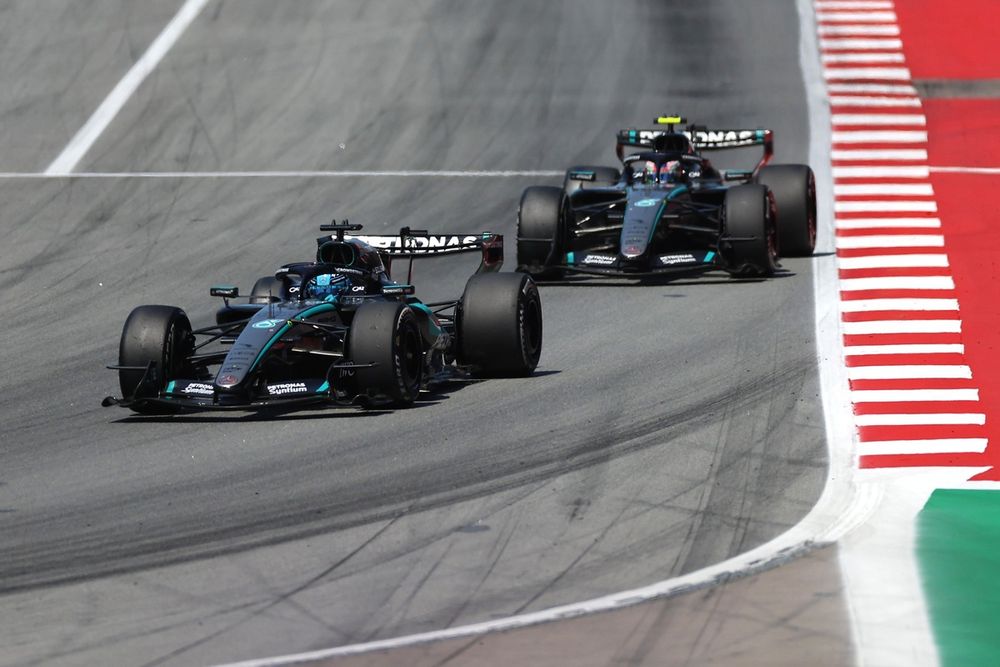 Kimi Antonelli and George Russell have very different driving styles
