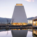 © Fangfang Tian YunTuo Distillery / OLI Architecture - Exterior Photography