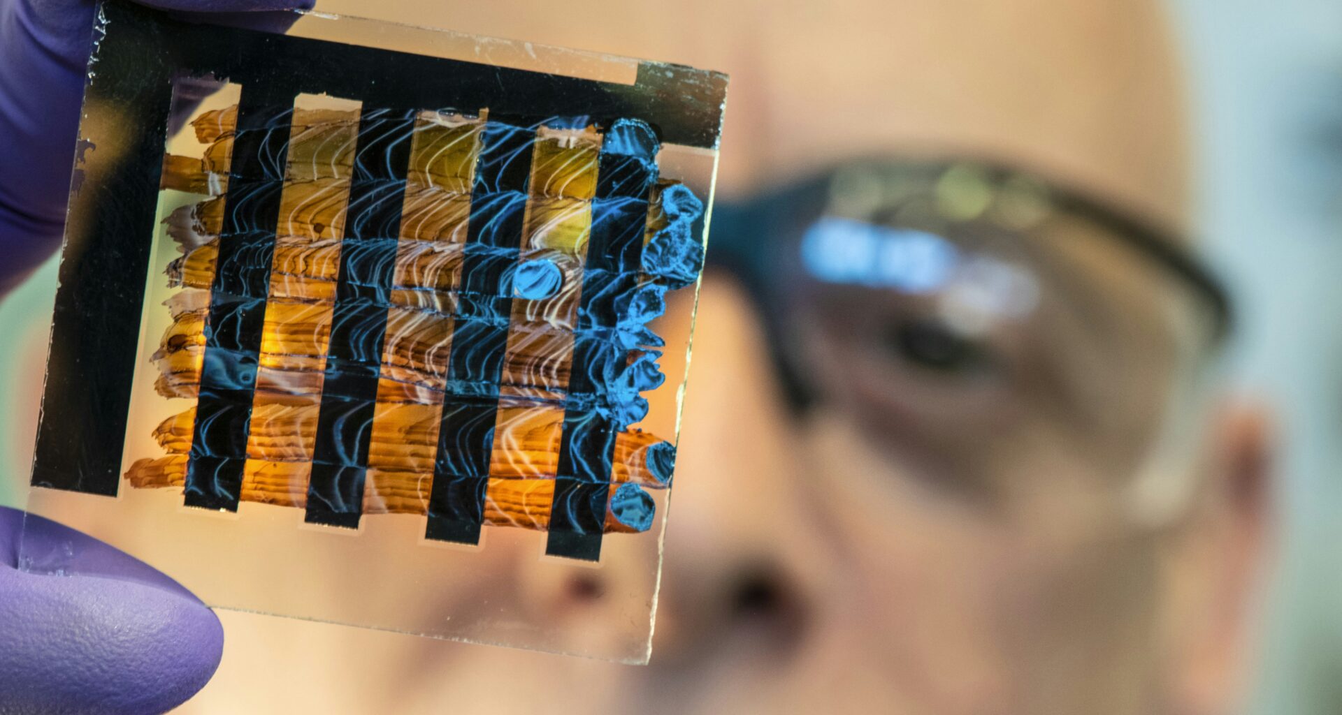 Color Cue Boosts Prosthetic Device Learning