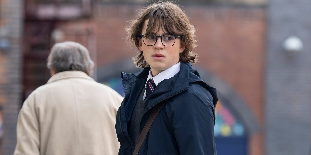 Coronation Street's Sam to spark fresh concern in Roy scene