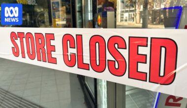 With almost 50 shops forced shut, can Perth's vape crackdown dent a huge black market?