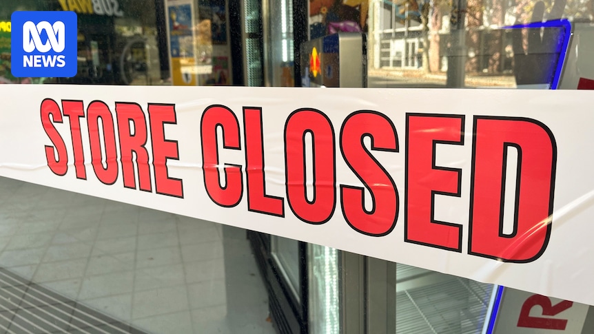 With almost 50 shops forced shut, can Perth's vape crackdown dent a huge black market?