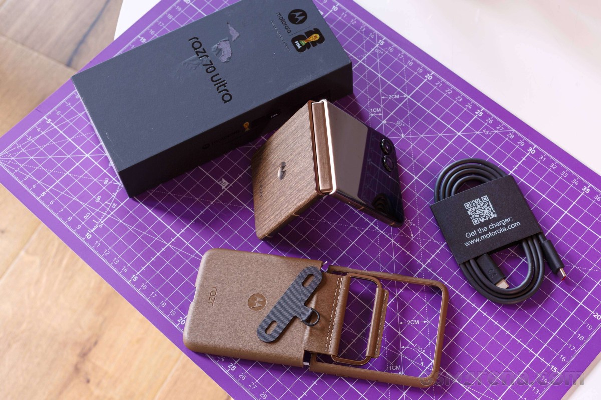 Motorola Razr 70 Ultra/Razr Ultra 2026 in for review