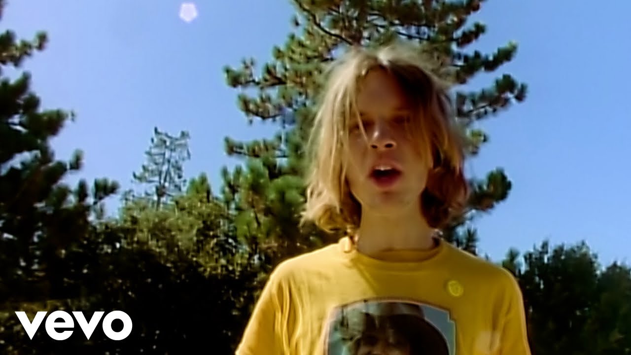 Beck - Loser (Official Music Video) - YouTube