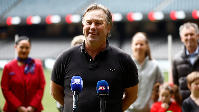 Tony Modra: Former AFL great, ex Adelaide Crows and Fremantle Dockers player critically injured in cattle truck crash in South Australia