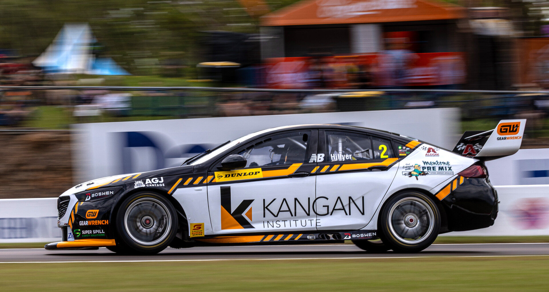 Super2 news: Super2 driver reprimanded for hitting team member