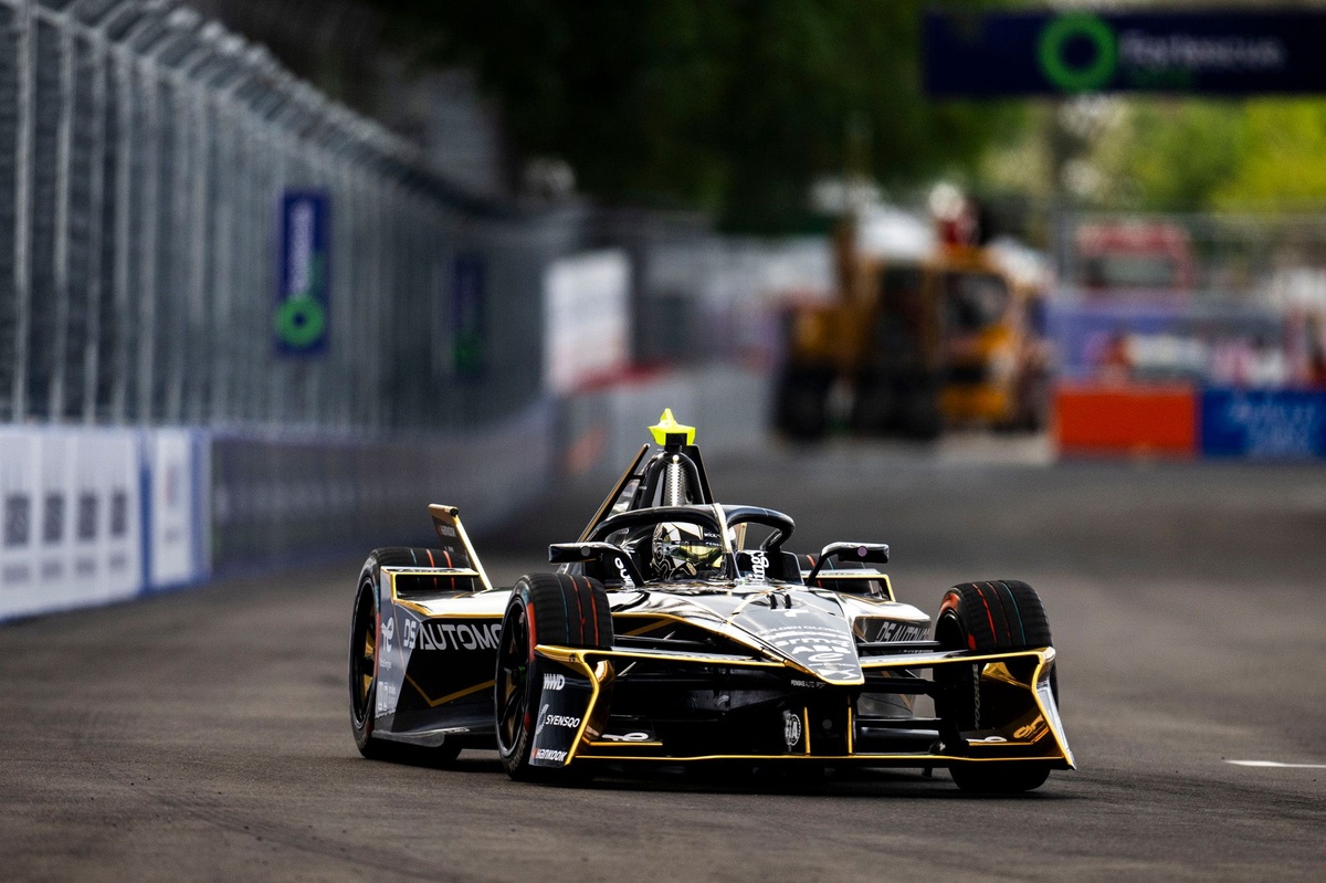 DS Penske on the pace and in the points!