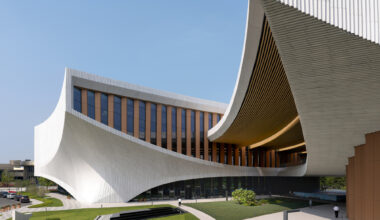 ZHA's Songshan Lake Exhibition and Performance Center Opens in Dongguanm, China