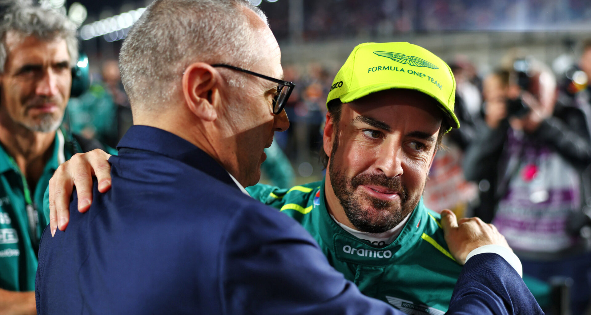F1 news: ‘We need heroes’: F1 boss urges Alonso to stay